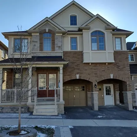 Prestige Accommodation Self-Contained 2 Bedrooms Suite Ajax Exterior photo