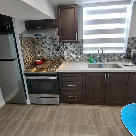 Prestige Accommodation Self-Contained 2 Bedrooms Suite Ajax Exterior photo
